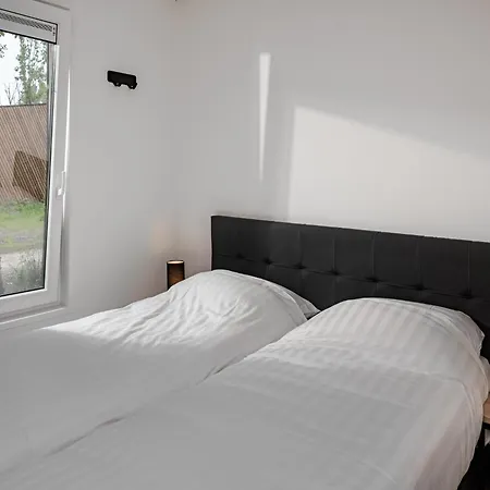 Modern With Dishwasher, On A In A Environment Сasa de vacaciones
